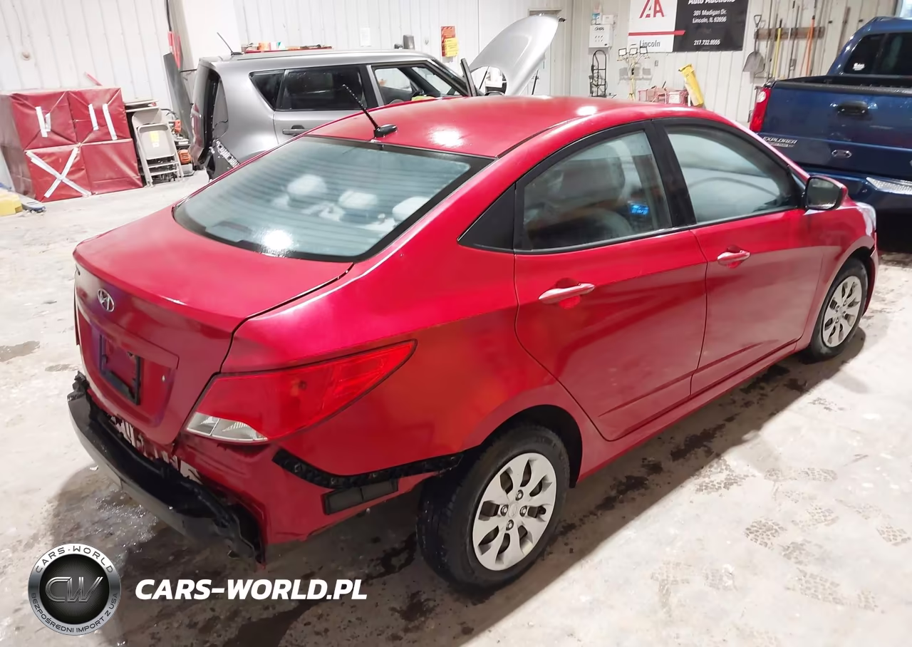2015 Hyundai Accent Gls VIN:KMHCT4AE6FU879958 - 4