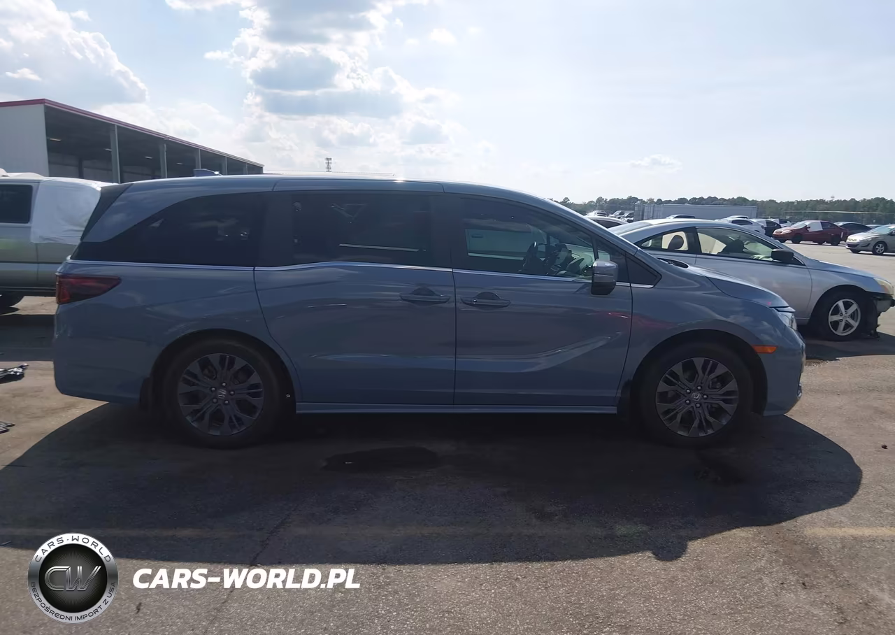 2025 Honda Odyssey Touring VIN:5FNRL6H8XSB025519 - 14