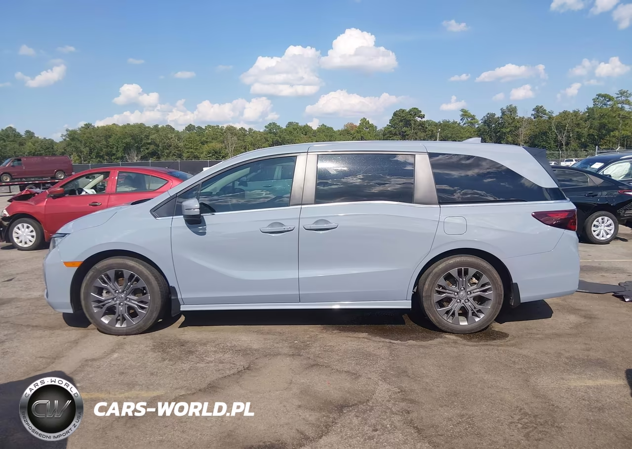 2025 Honda Odyssey Touring VIN:5FNRL6H8XSB025519 - 15