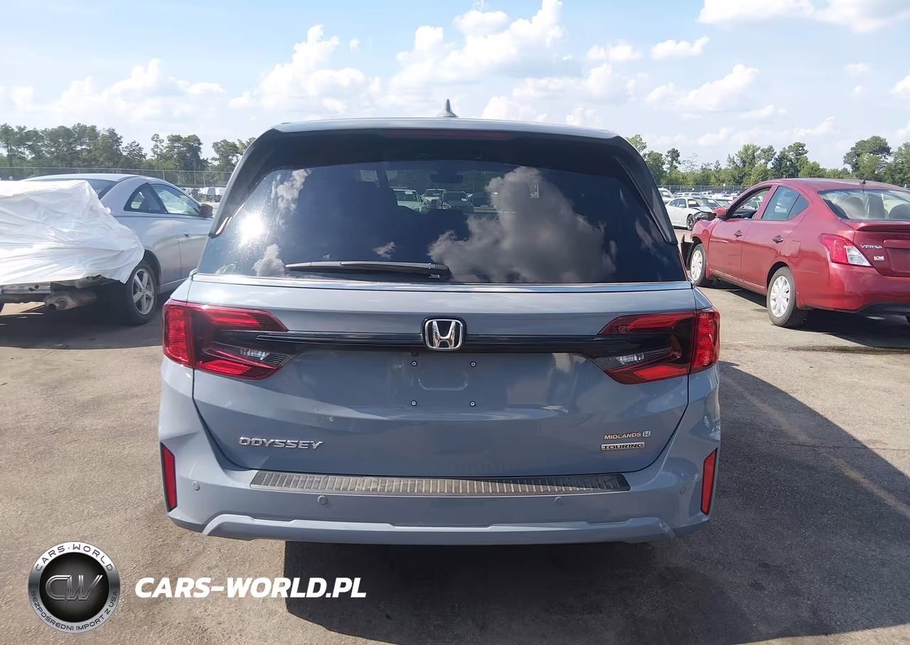 2025 Honda Odyssey Touring VIN:5FNRL6H8XSB025519 - 17
