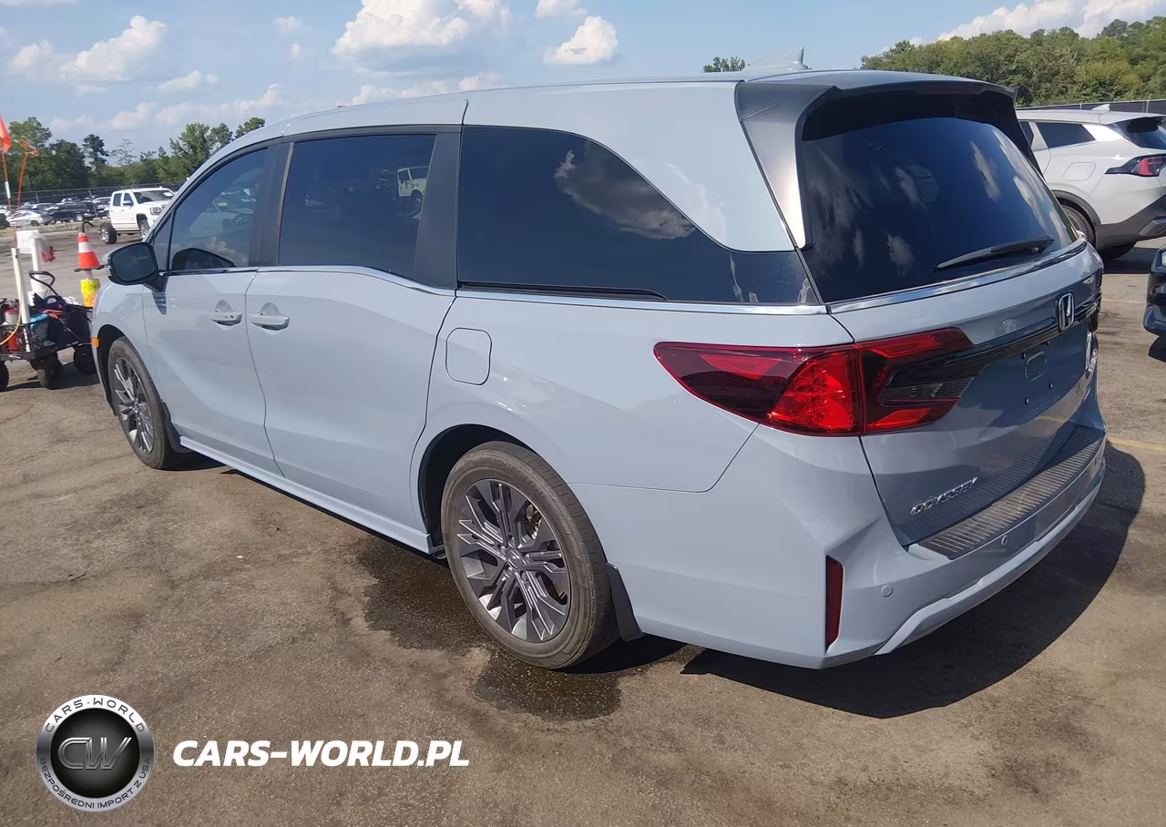 2025 Honda Odyssey Touring VIN:5FNRL6H8XSB025519 - 3