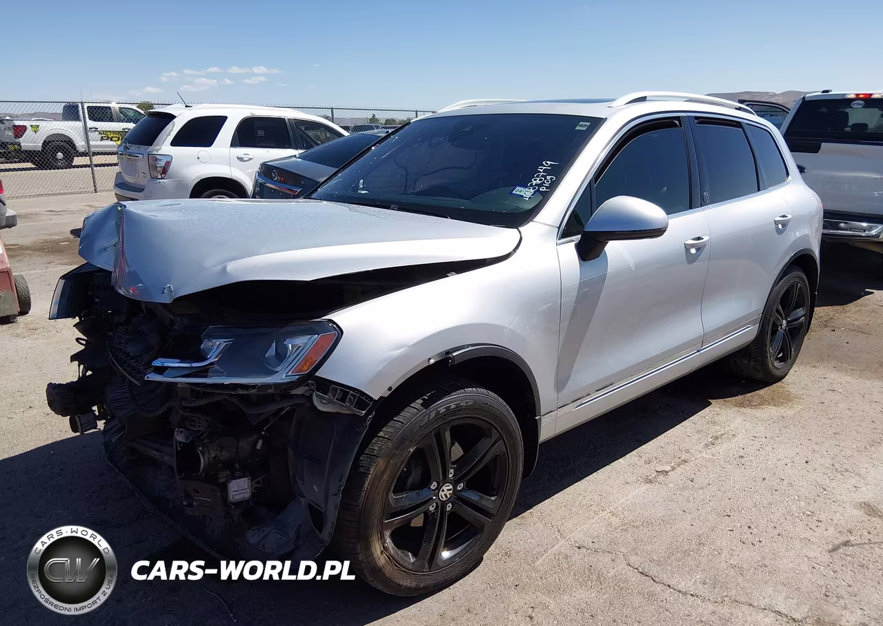 2017 Volkswagen Touareg V6 Wolfsburg Edition VIN:WVGRF7BP2HD006195 - 2