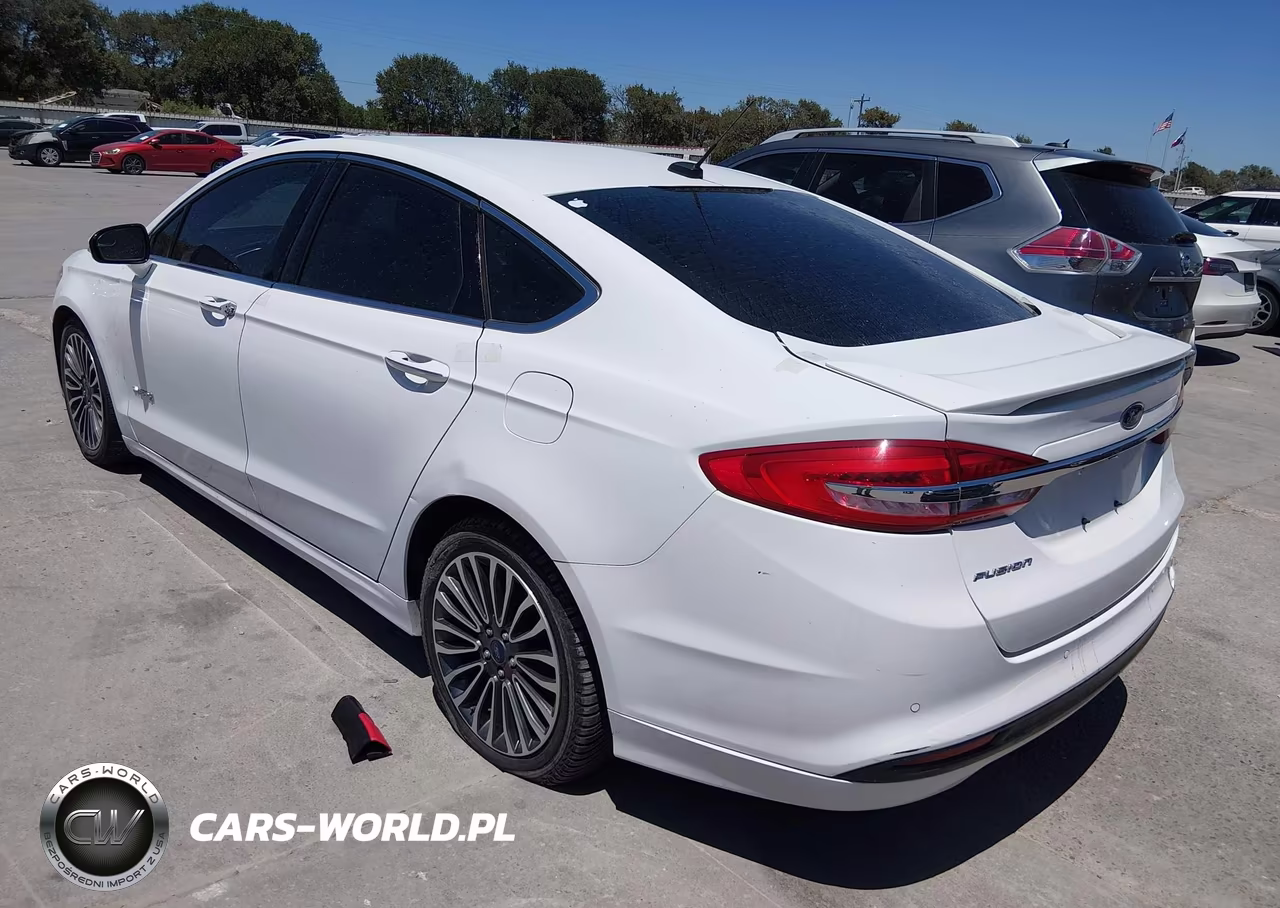 2017 Ford Fusion Hybrid Titanium VIN:3FA6P0RUXHR182352 - 3