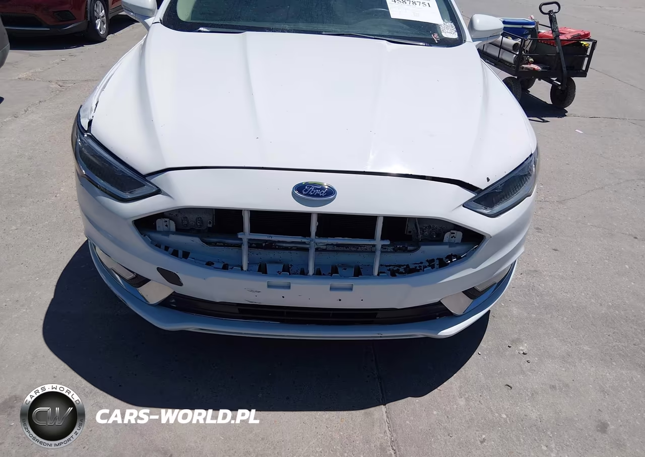 2017 Ford Fusion Hybrid Titanium VIN:3FA6P0RUXHR182352 - 6