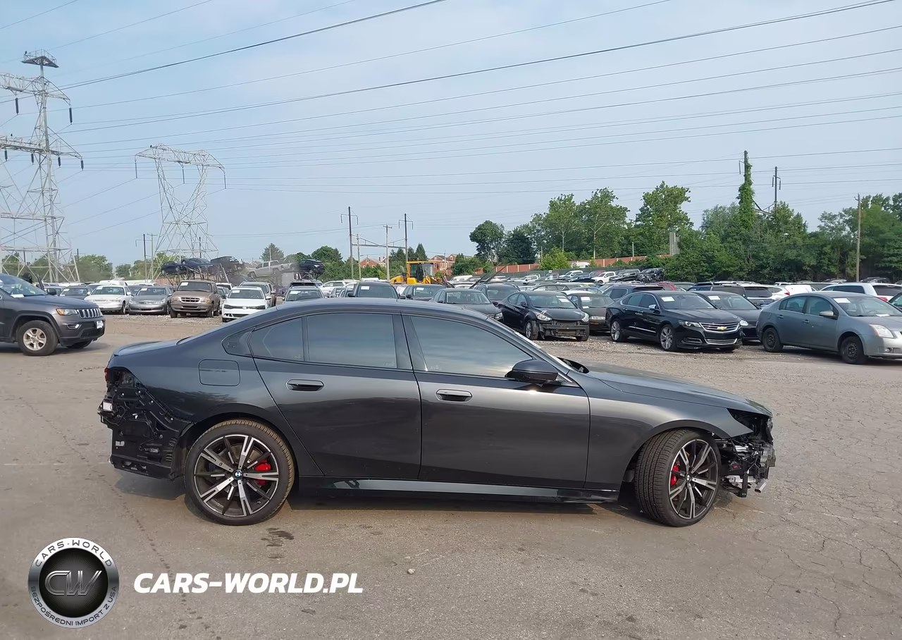 2026 BMW 530I xDrive VIN:WBA53FJ05TCX66451 - 13