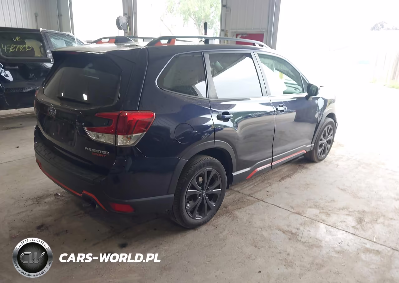 2019 Subaru Forester Sport VIN:JF2SKAJC9KH512444 - 4