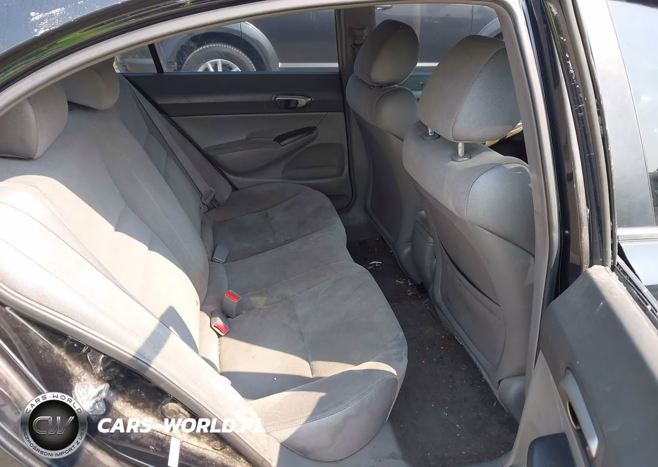 2007 Honda Civic Lx VIN:1HGFA16547L070515 - 8