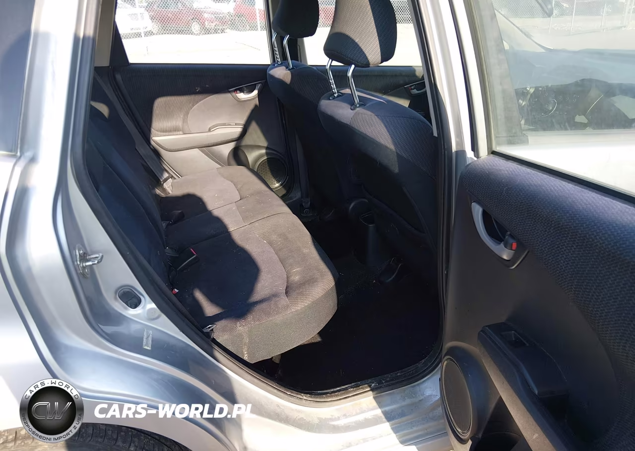 2013 Honda Fit Sport VIN:JHMGE8H59DC004257 - 8