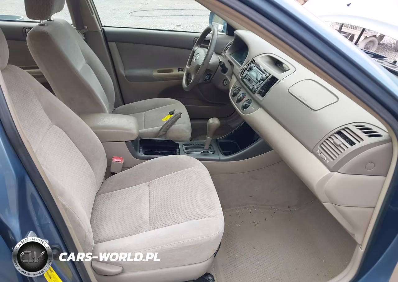 2004 Toyota Camry Le V6 VIN:4T1BF30K74U586619 - 5