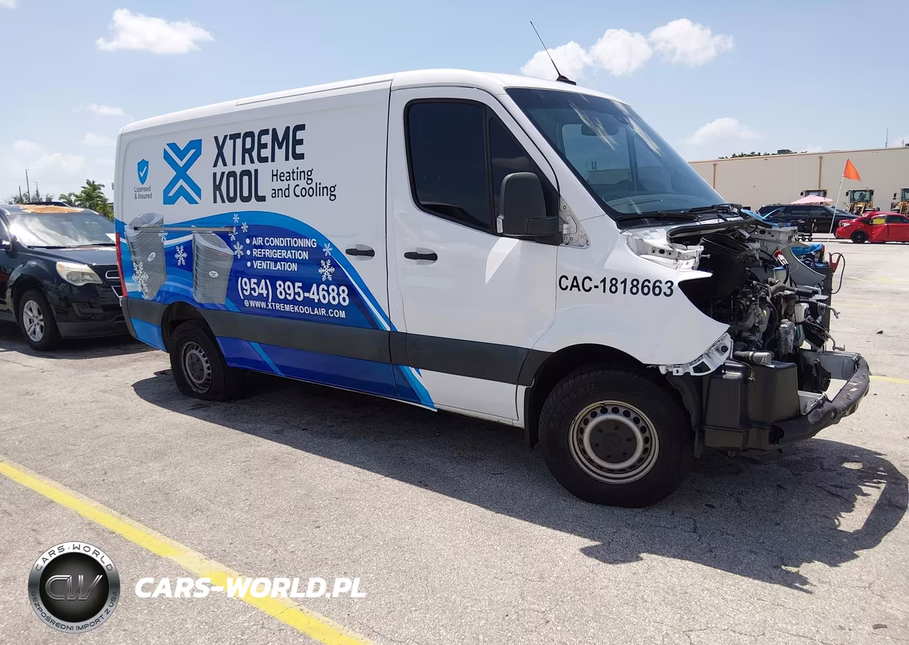 2019 Mercedes-Benz Sprinter 2500 Standard Roof V6 VIN:WD3PF0CD2KP037874 - 1