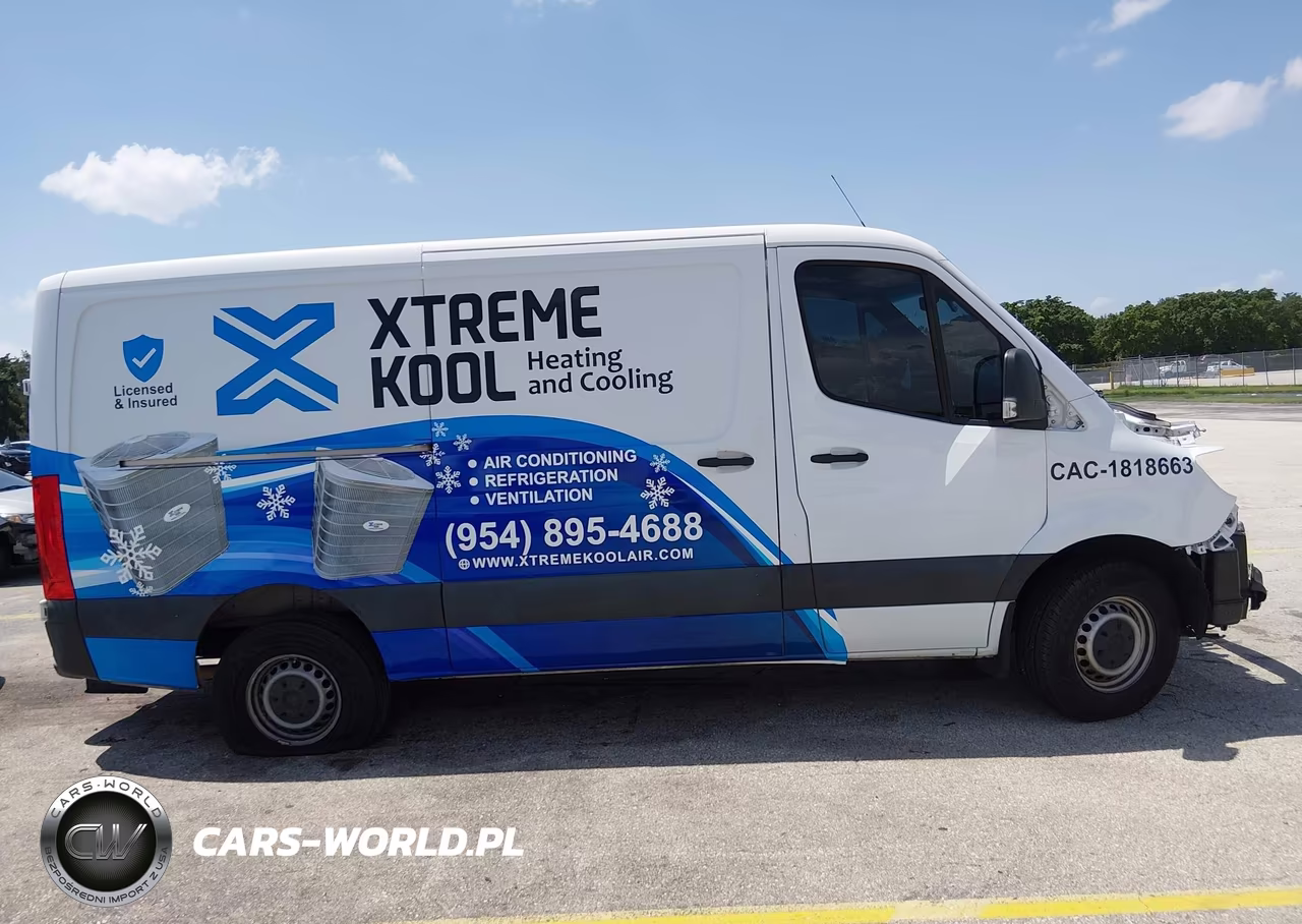 2019 Mercedes-Benz Sprinter 2500 Standard Roof V6 VIN:WD3PF0CD2KP037874 - 14
