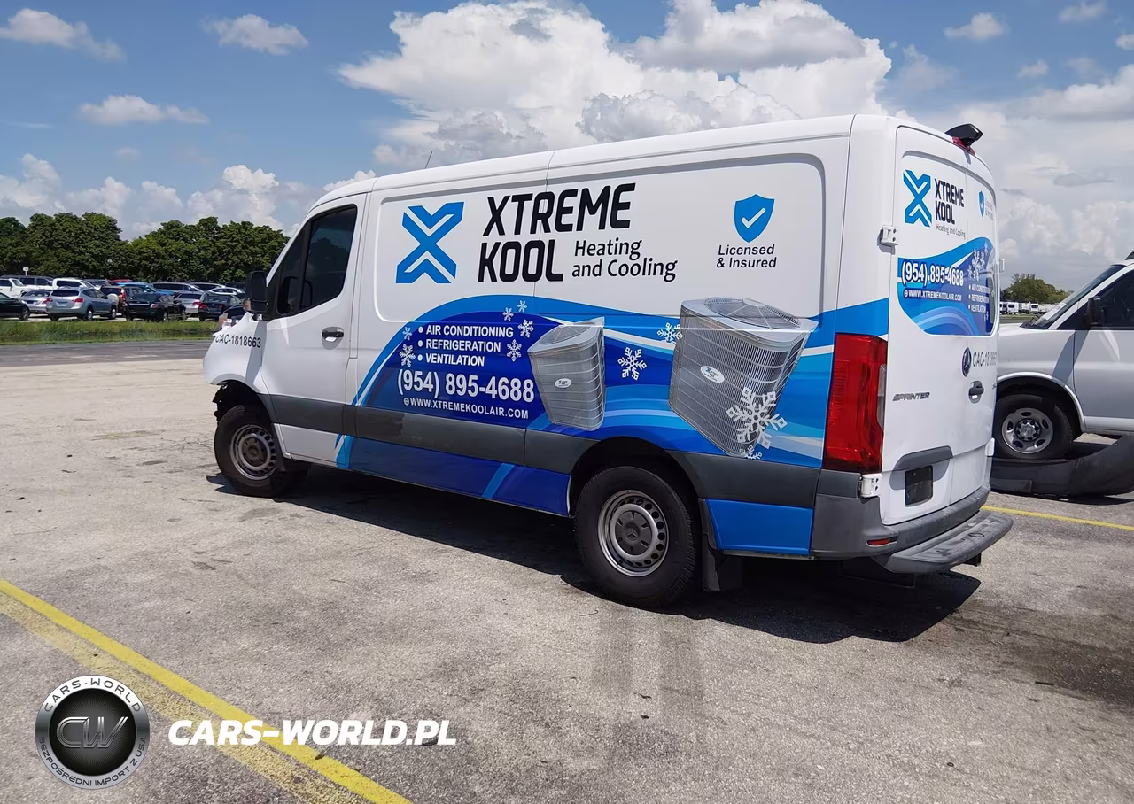 2019 Mercedes-Benz Sprinter 2500 Standard Roof V6 VIN:WD3PF0CD2KP037874 - 3