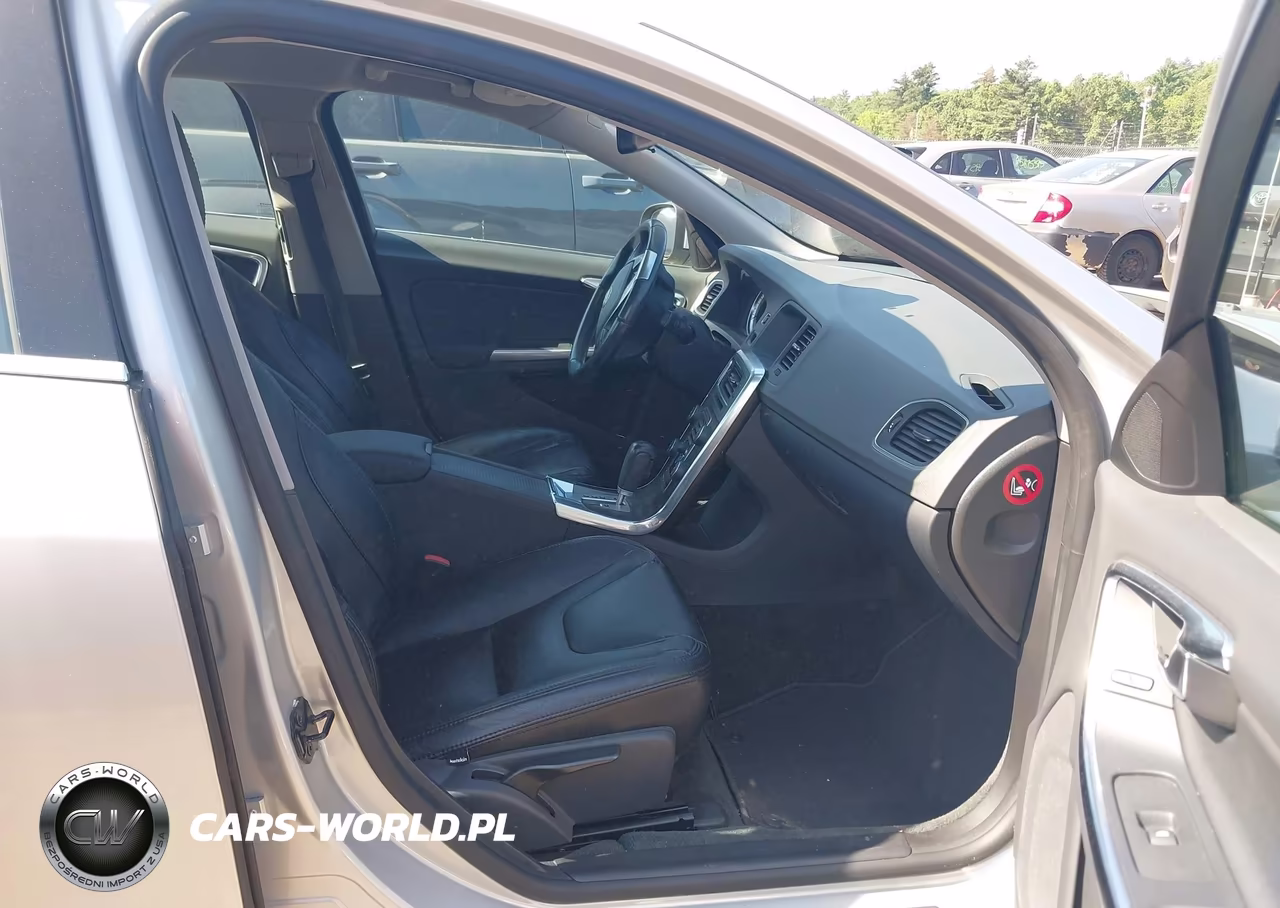 2012 Volvo S60 T5-T5 W-Moonroof VIN:YV1622FS2C2129126 - 5