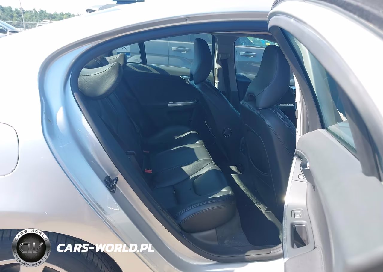 2012 Volvo S60 T5-T5 W-Moonroof VIN:YV1622FS2C2129126 - 8