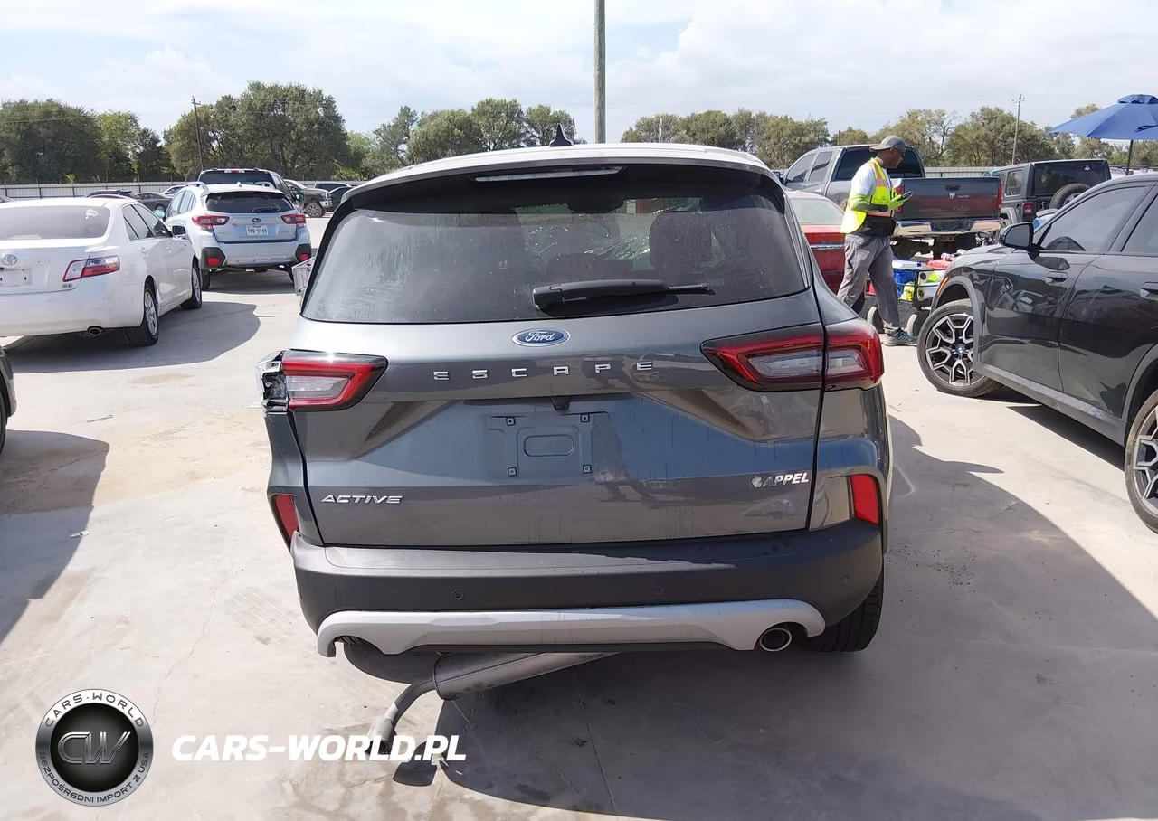 2023 Ford Escape Active VIN:1FMCU0GN5PUB15758 - 17