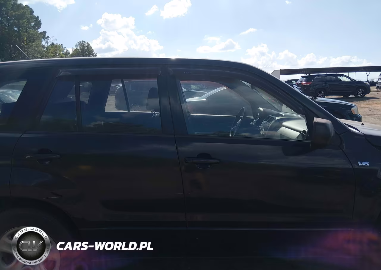 2008 Suzuki Grand Vitara Appearance-Appearance Plus-W-Spare Cargo Covers VIN:JS3TE941184104153 - 13