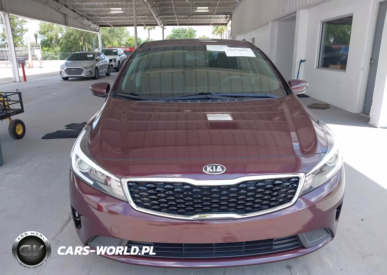2017 Kia Forte Lx VIN:3KPFK4A70HE147932 - 12