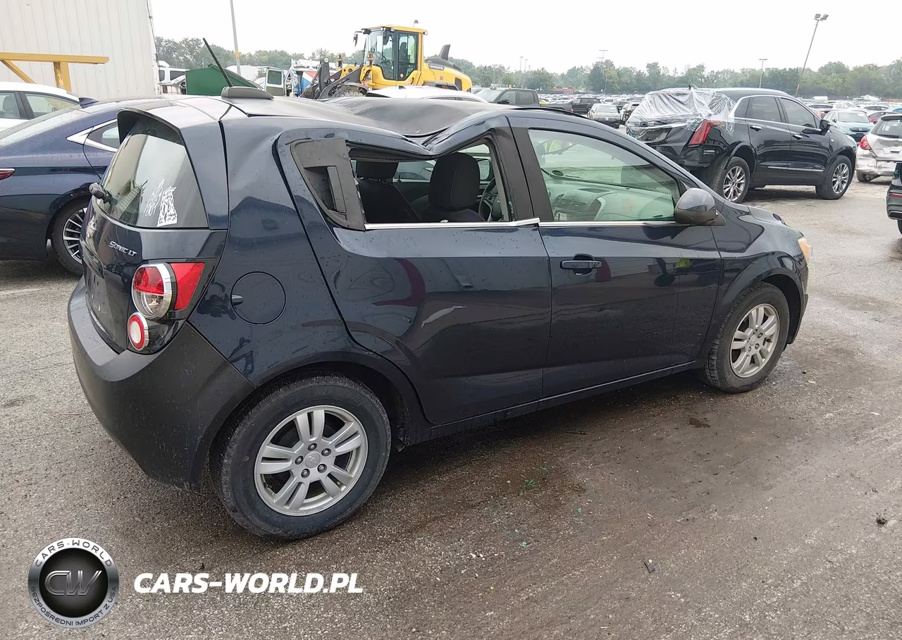 2015 Chevrolet Sonic Lt Auto VIN:1G1JC6SH2F4206609 - 4