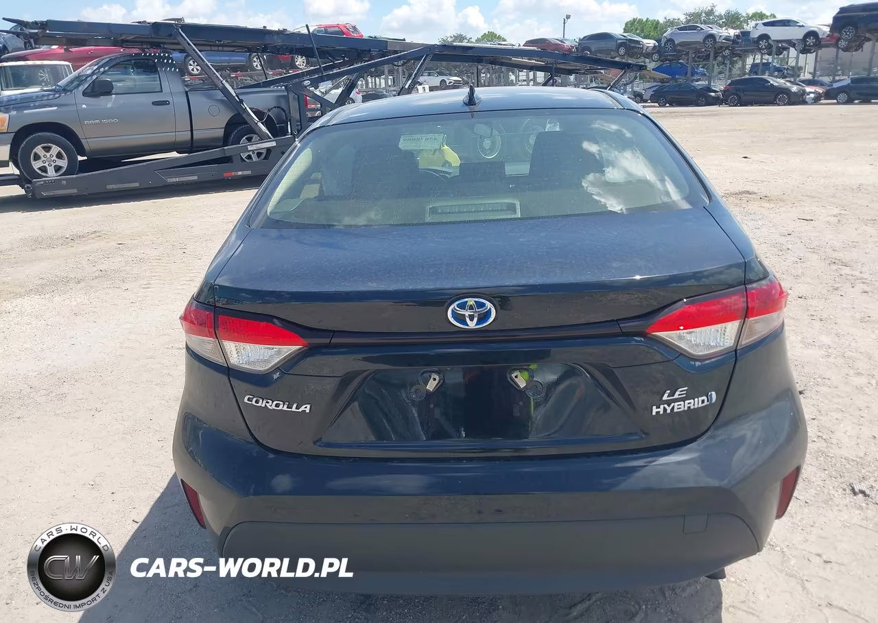 2024 Toyota Corolla Hybrid Le VIN:JTDBCMFE1R3038469 - 17