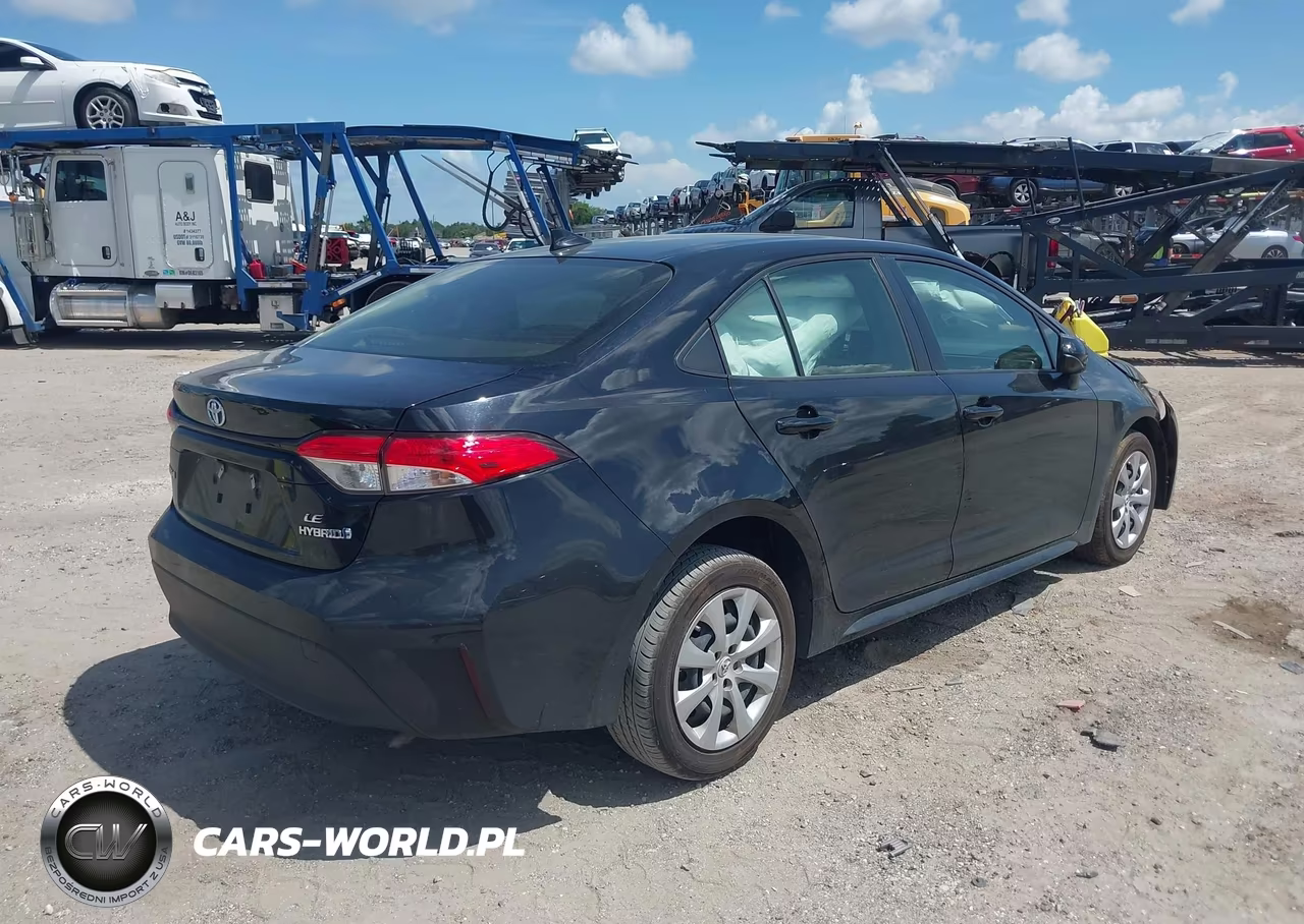 2024 Toyota Corolla Hybrid Le VIN:JTDBCMFE1R3038469 - 4
