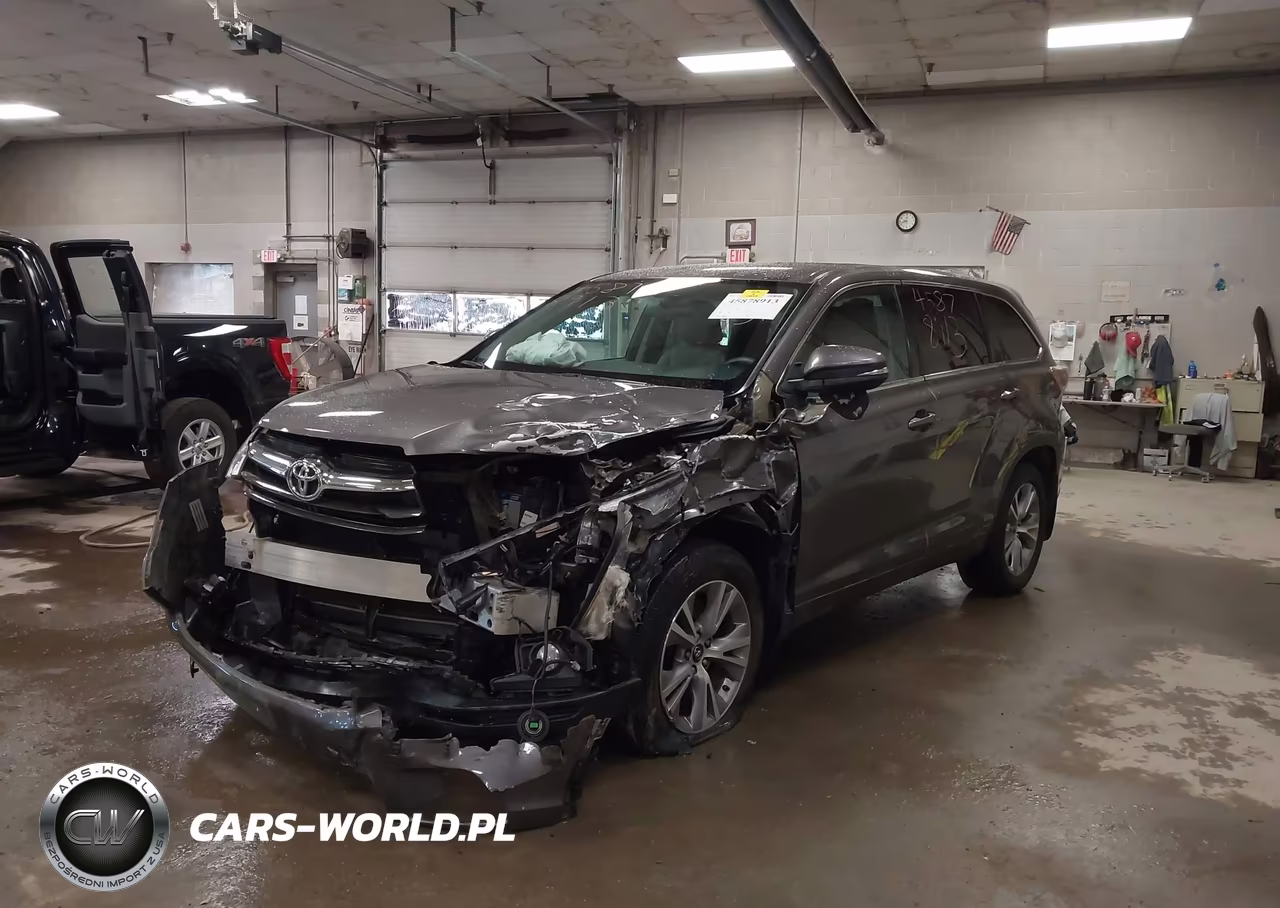 2016 Toyota Highlander Le Plus V6 VIN:5TDBKRFH2GS303521 - 2
