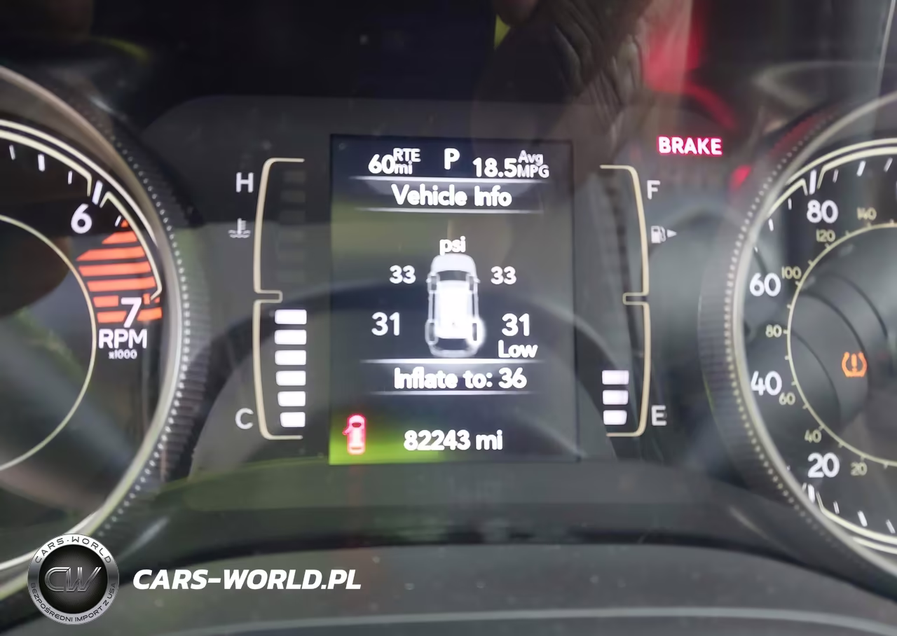 2019 Jeep Cherokee Latitude Plus Fwd VIN:1C4PJLLB6KD143640 - 15