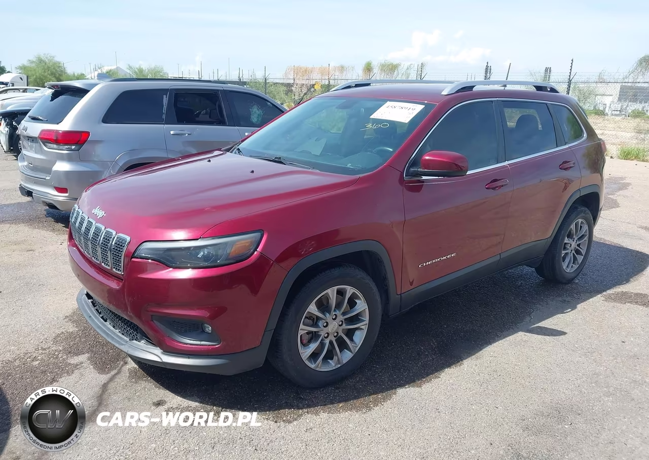 2019 Jeep Cherokee Latitude Plus Fwd VIN:1C4PJLLB6KD143640 - 2