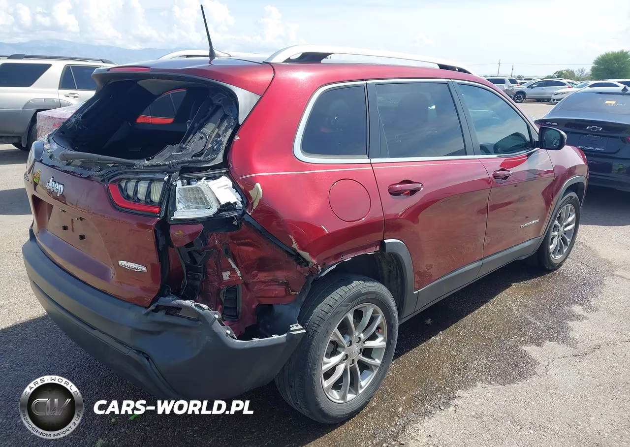 2019 Jeep Cherokee Latitude Plus Fwd VIN:1C4PJLLB6KD143640 - 4