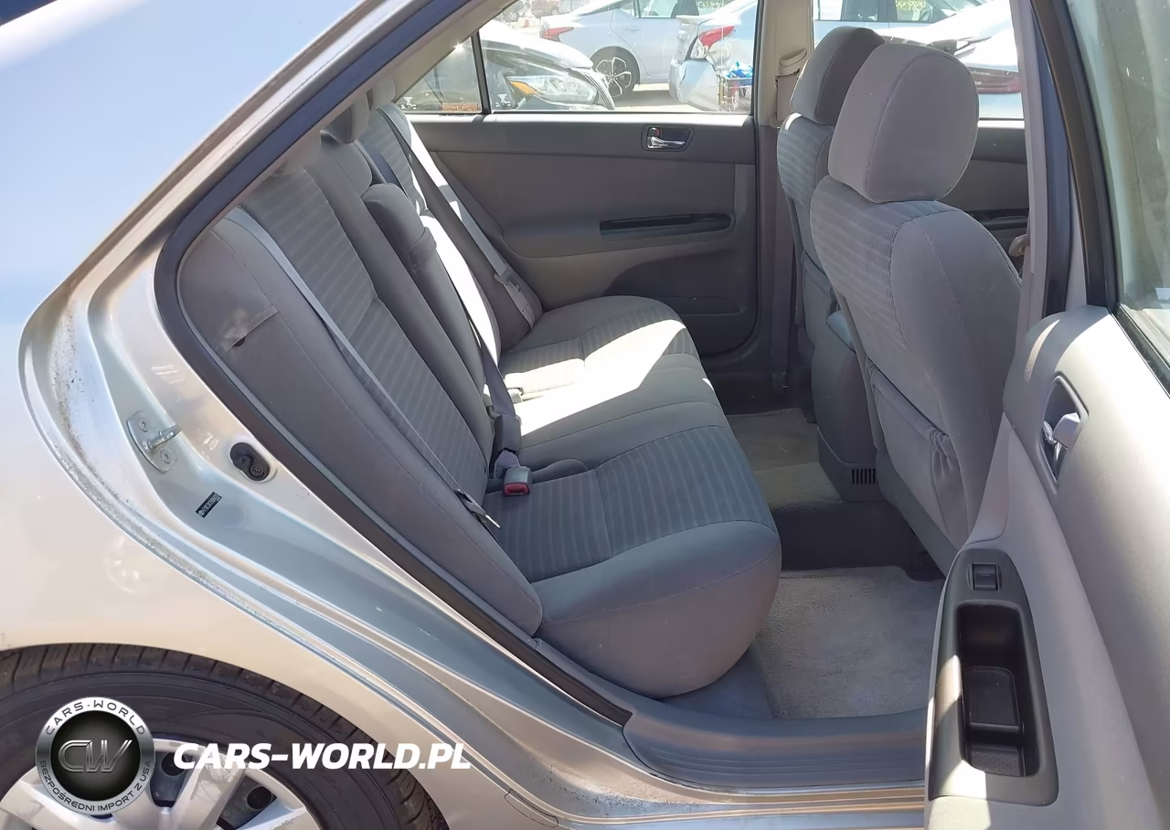 2005 Toyota Camry Le VIN:4T1BE32K35U964520 - 8
