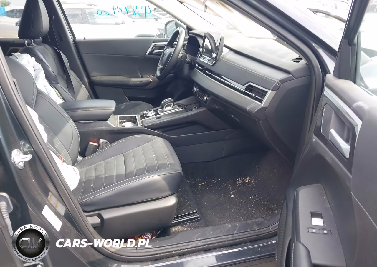 2024 Mitsubishi Outlander Se 2.5 S-Awc-Se Black Edition S-Awc-Se Black Edition W-Pano Roof S-Awc-Se Ralliart S-Awc VIN:JA4J4VA80RZ059076 - 5