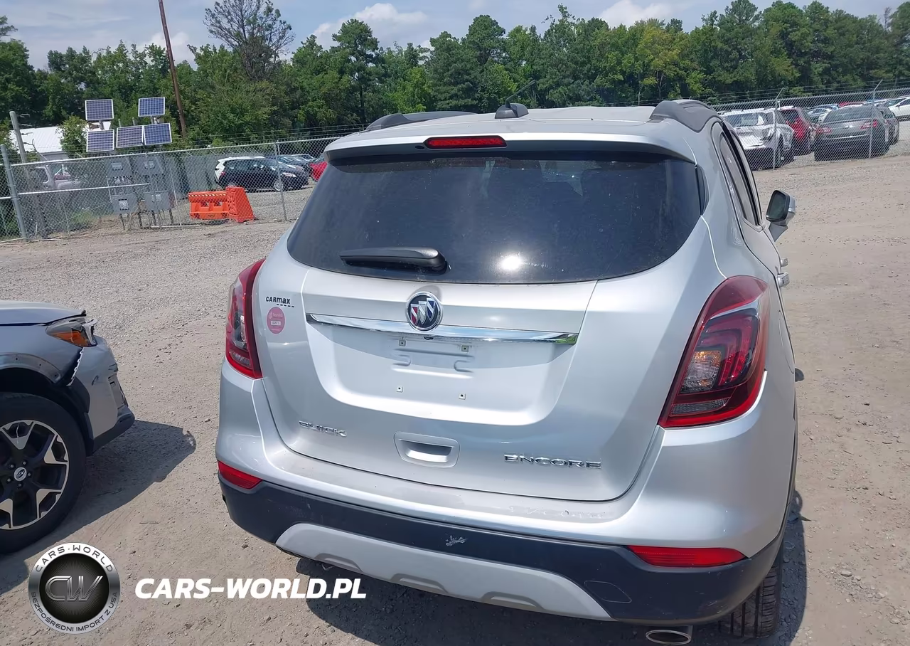 2018 Buick Encore Essence VIN:KL4CJCSBXJB539042 - 16