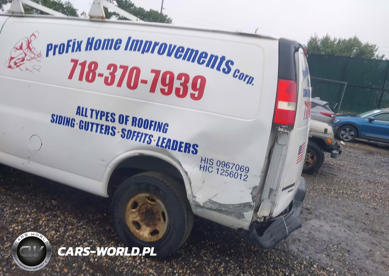 2015 Chevrolet Express 2500 Work Van VIN:1GCWGFCFXF1262460 - 6