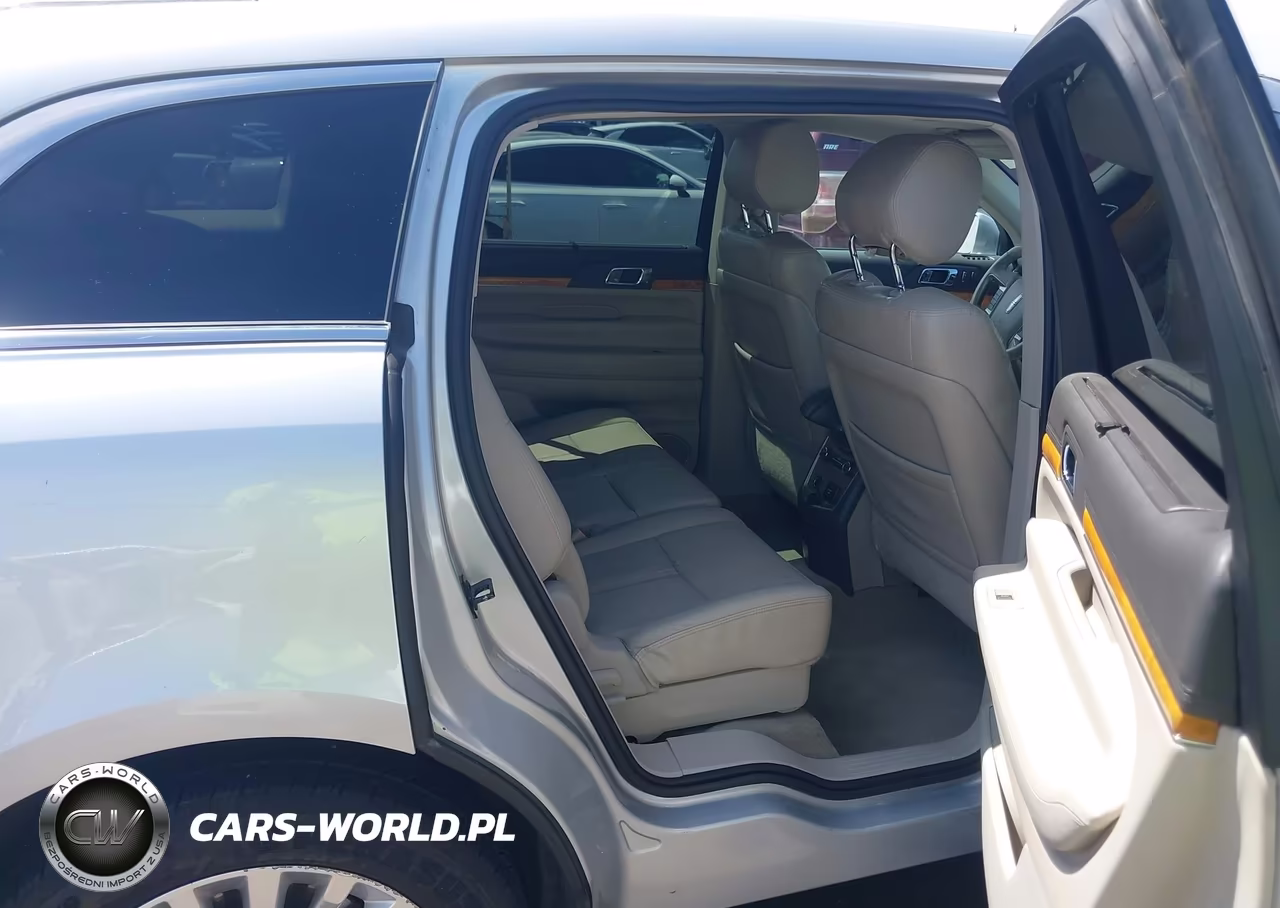 2012 Lincoln Mkt VIN:2LMHJ5FR9CBL50264 - 8