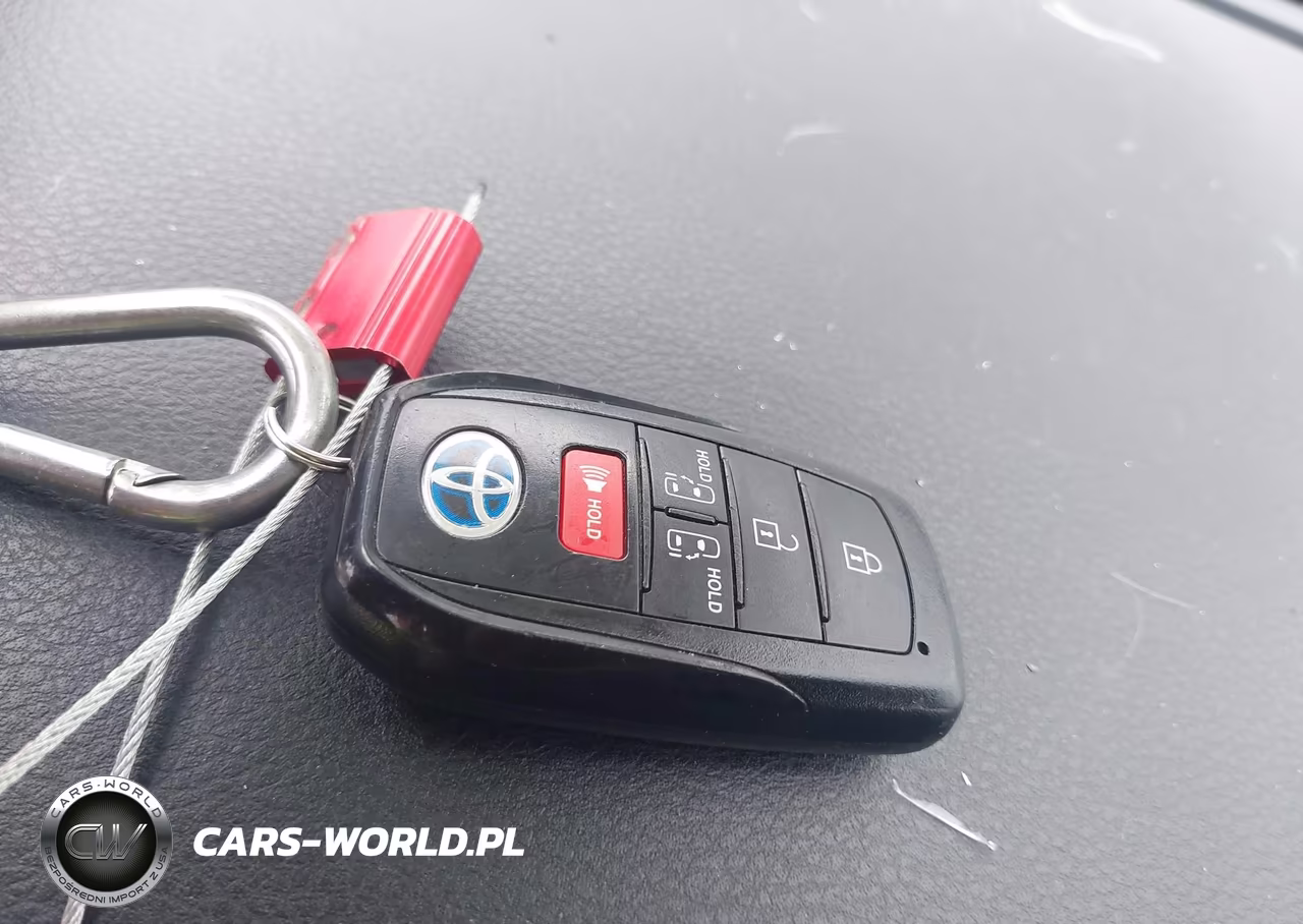 2022 Toyota Sienna Le VIN:5TDKRKEC2NS127088 - 11