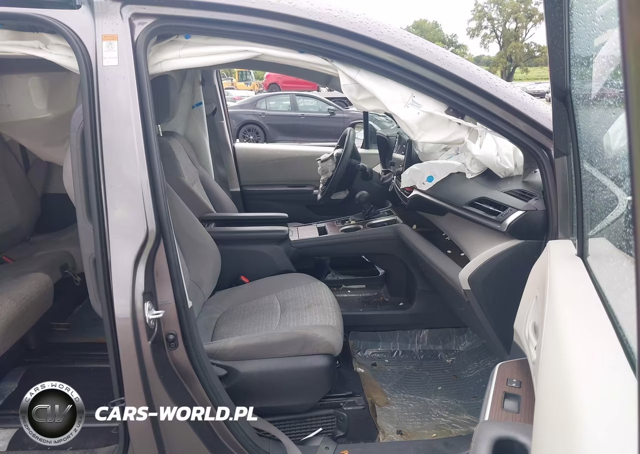 2022 Toyota Sienna Le VIN:5TDKRKEC2NS127088 - 5