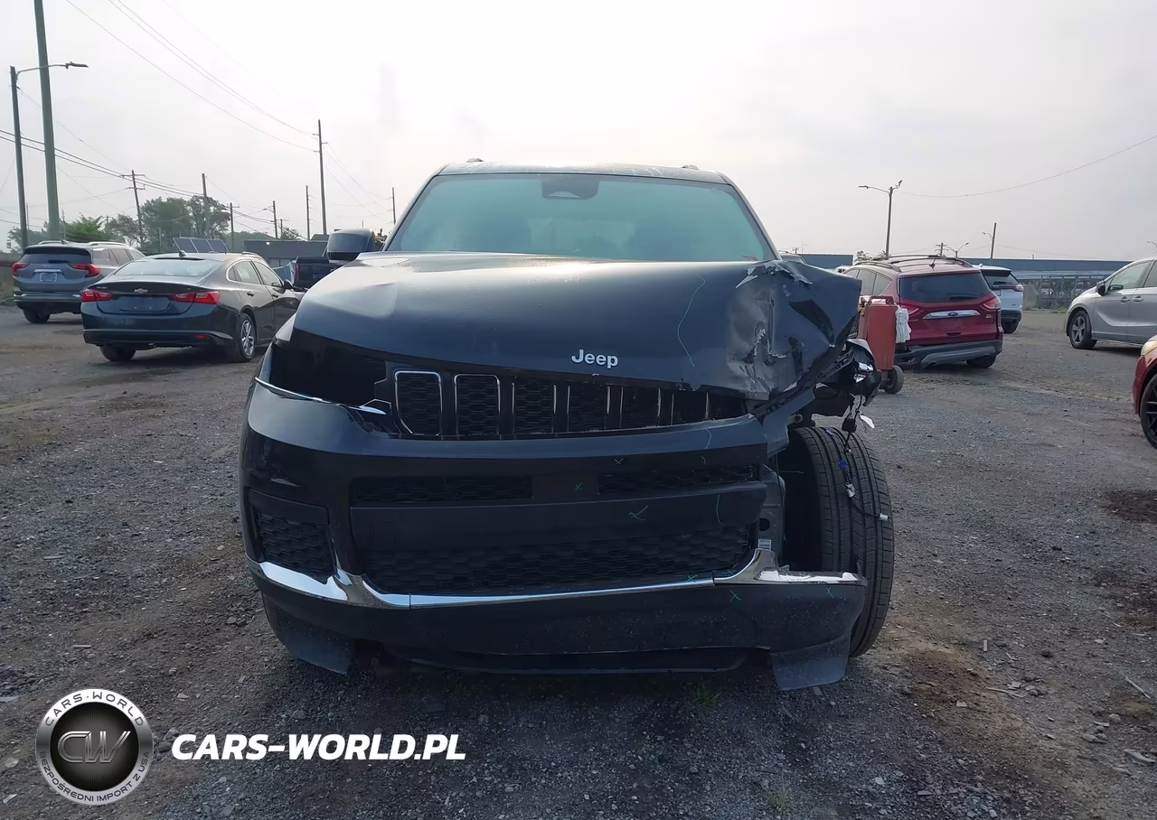 2025 Jeep Grand Cherokee L Laredo X 4X4 VIN:1C4RJKAG2S8680449 - 13