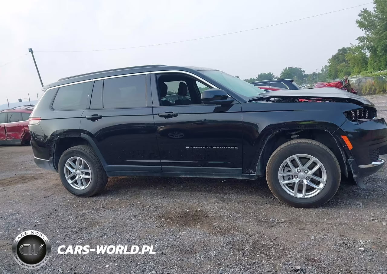 2025 Jeep Grand Cherokee L Laredo X 4X4 VIN:1C4RJKAG2S8680449 - 14