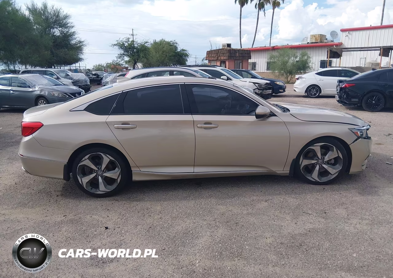 2019 Honda Accord Touring 2.0T VIN:1HGCV2F99KA030919 - 13