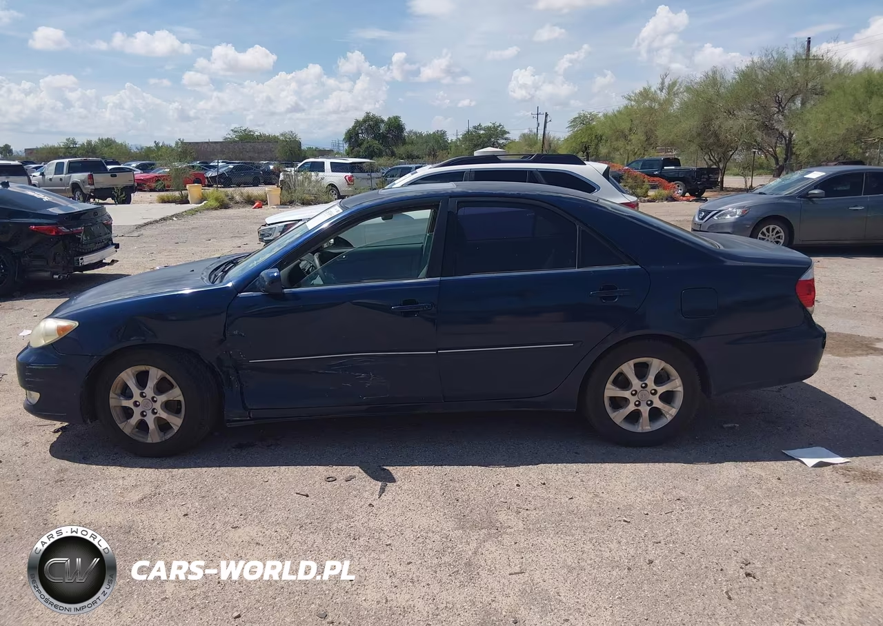 2005 Toyota Camry Xle VIN:4T1BE32K75U076272 - 14