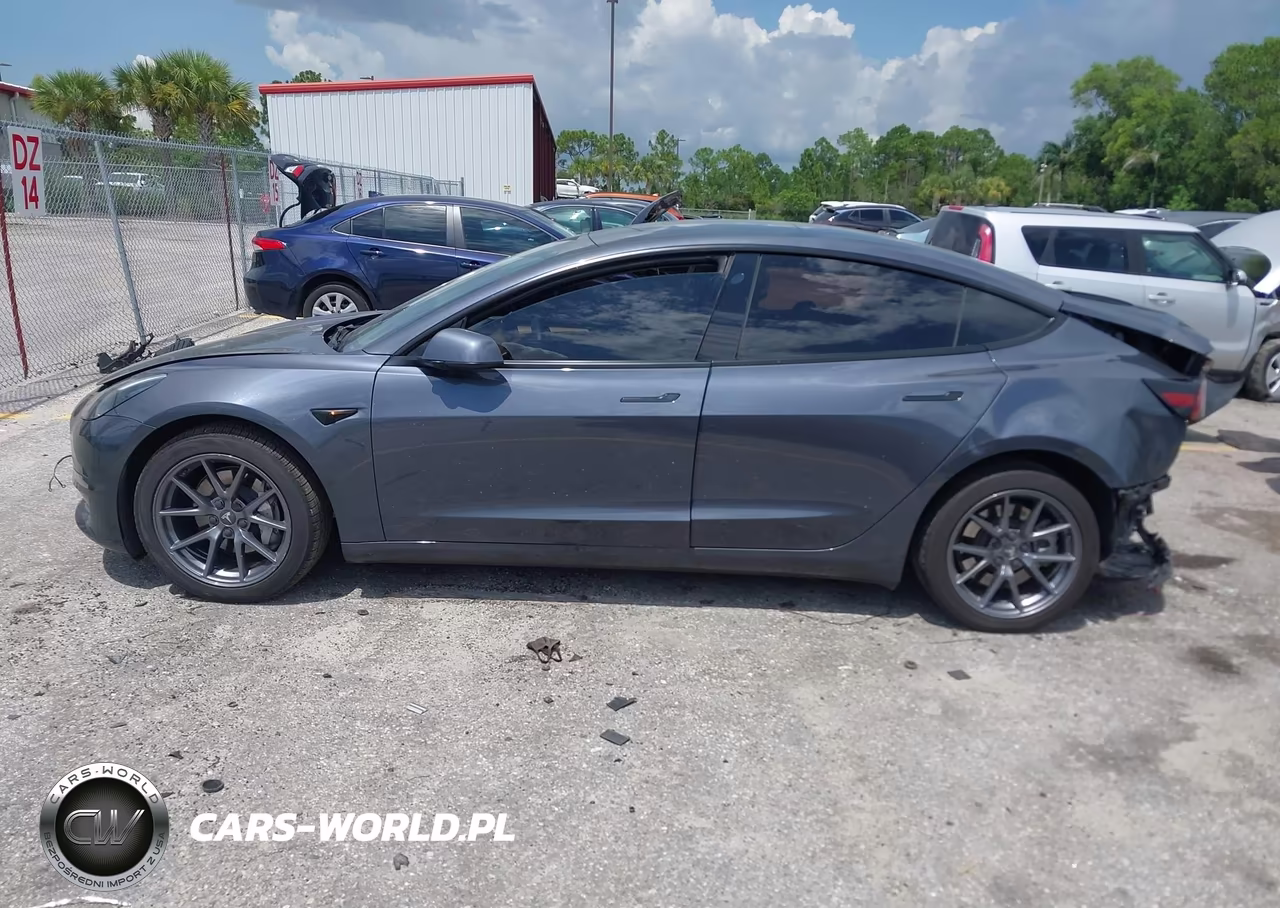 2023 Tesla Model 3 Rear-Wheel Drive VIN:5YJ3E1EA6PF667883 - 13