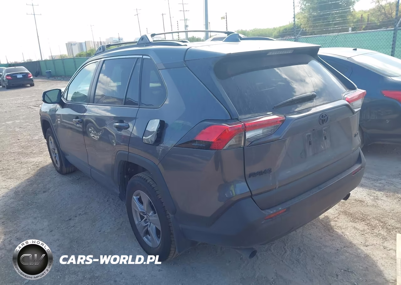 2024 Toyota Rav4 Xle VIN:2T3W1RFV9RW343199 - 3