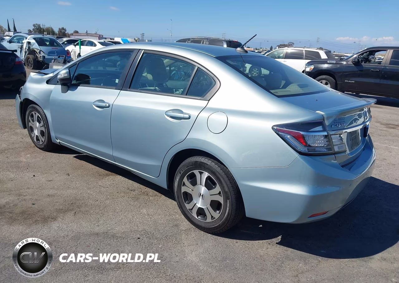 2013 Honda Civic Hybrid VIN:19XFB4F28DE200402 - 3