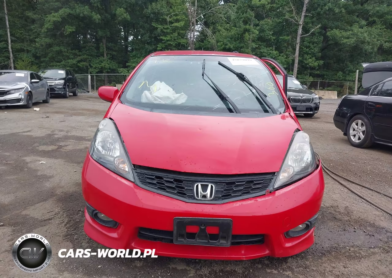 2012 Honda Fit Sport VIN:JHMGE8H64CC013715 - 12