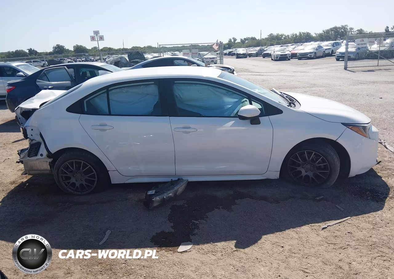 2021 Toyota Corolla Le VIN:5YFEPMAE2MP210226 - 12