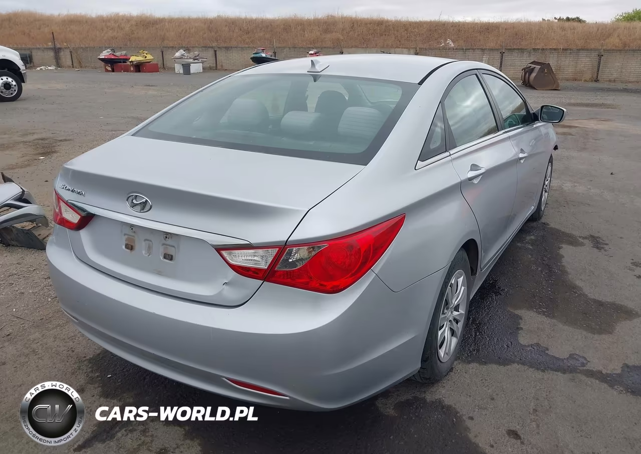 2012 Hyundai Sonata Gls VIN:5NPEB4AC9CH396078 - 4