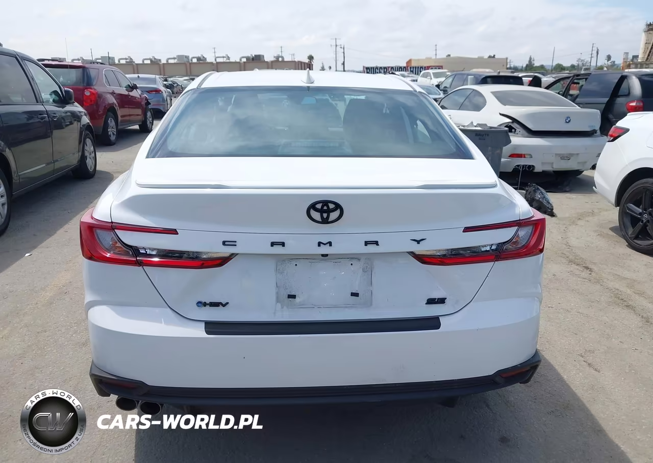 2025 Toyota Camry Se VIN:4T1DAACK4SU569880 - 16
