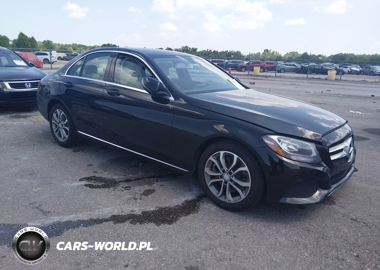 2016 Mercedes-Benz C 300 – zdjęcie 1 z 16