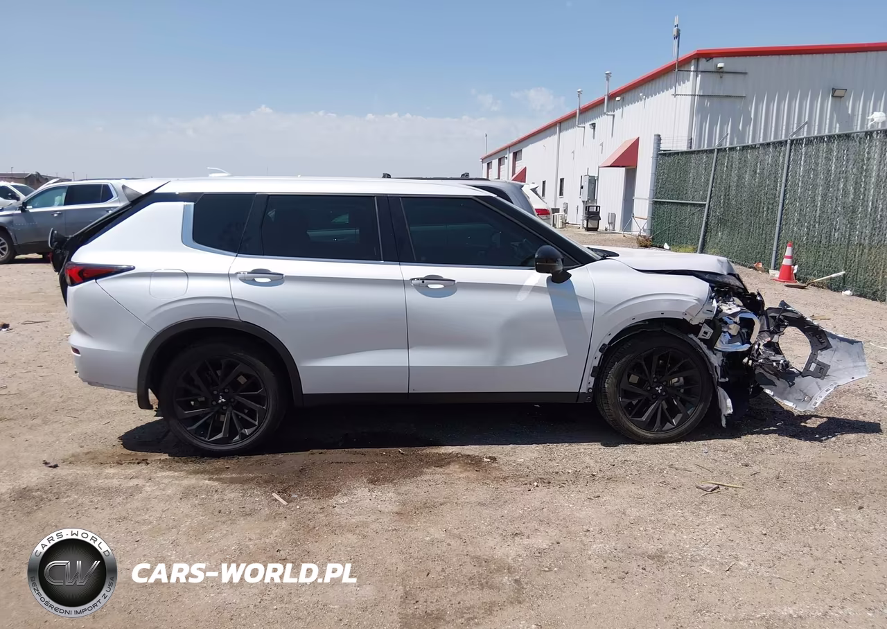 2023 Mitsubishi Outlander Ralliart S-Awc-Se 2.5 S-Awc-Se Black Edition S-Awc-Se Special Editiont S-Awc VIN:JA4J4UA85PZ019275 - 13