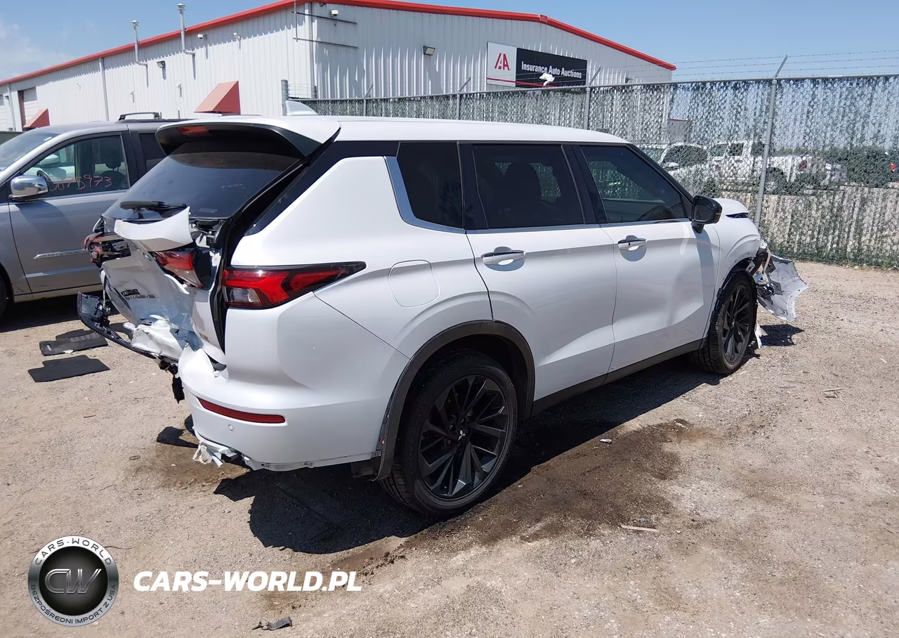 2023 Mitsubishi Outlander Ralliart S-Awc-Se 2.5 S-Awc-Se Black Edition S-Awc-Se Special Editiont S-Awc VIN:JA4J4UA85PZ019275 - 4
