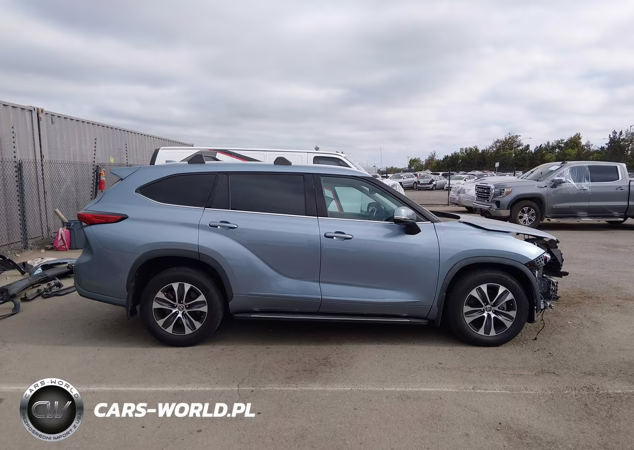 2022 Toyota Highlander Xle VIN:5TDHZRBH5NS214647 - 14